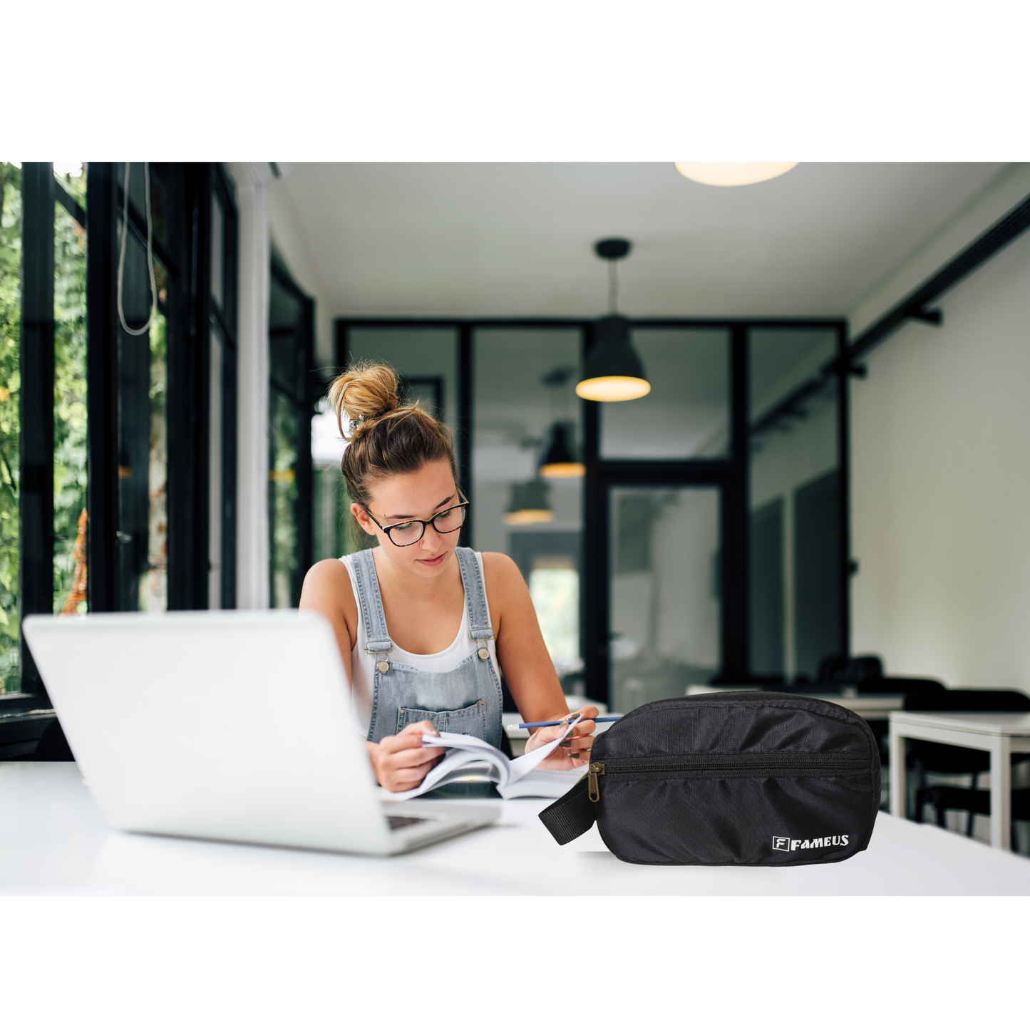 multipurpose pouch - black